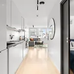 Arctic Homes - Premium Lounge *